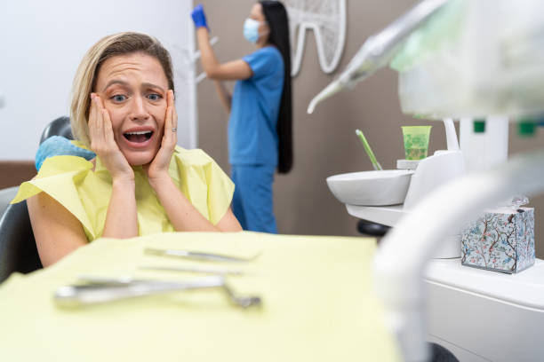 Best Emergency Tooth Extraction in Rainbow, CA